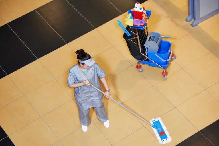 3 Things To Consider When Choosing A Medical Office Cleaning Company