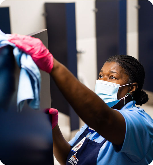 commercial restroom cleaners